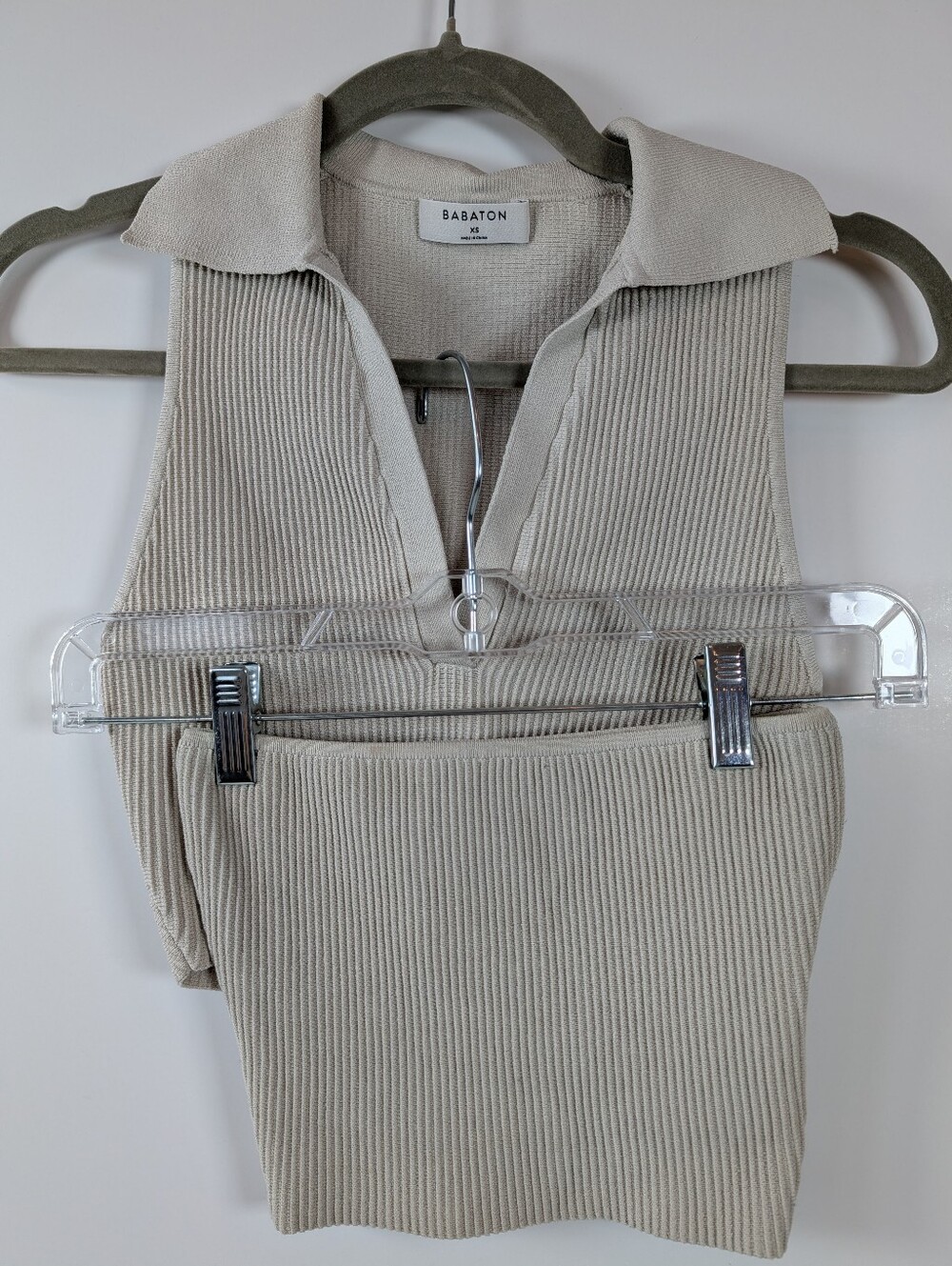 Babaton Aritxia Cream Ribbed Collared Tank Top